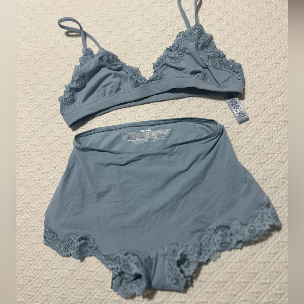 SKIMS Blue Triangle Cup Bra Intimates